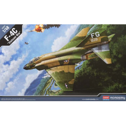 MCDONNELL DOUGLAS F-4 C PHANTOM II Vietnam War" -Escala 1/48- Academy 12294"