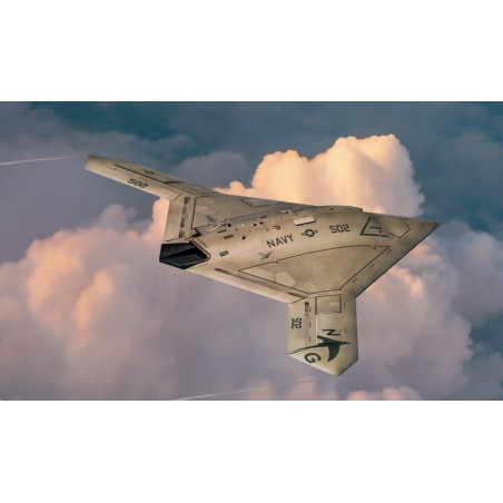 NORTHROP GRUMMAN X-47 B -1/72- Italeri 1421