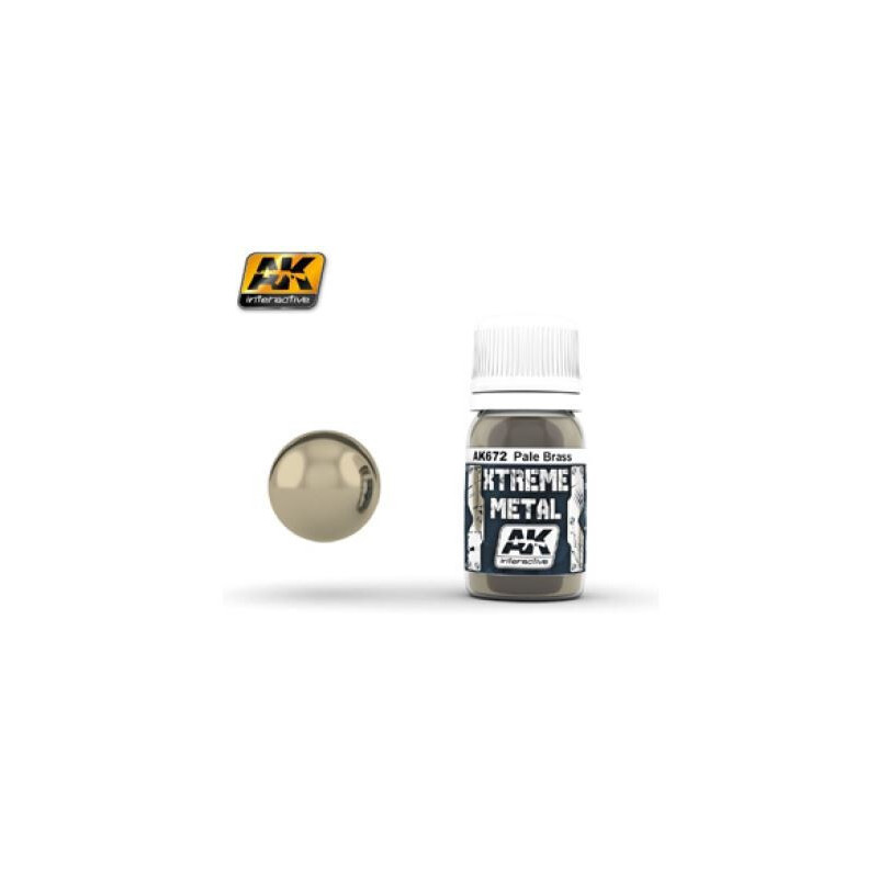 XTREME METAL PALE BRASS 30 ml - AK 672