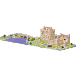 CASTILLO  EILAN DONAN  (900 x 340 x 230 mm) 1/135