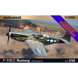 NORTH AMERICAN P-51B/C Mustang w/ dorsal fin (PROFIPACK) -Escala 1/48- Eduard 82108