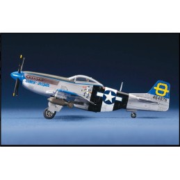 NORTH AMERICAN P-51 D MUSTANG -Escala 1/72- HASEGAWA D25